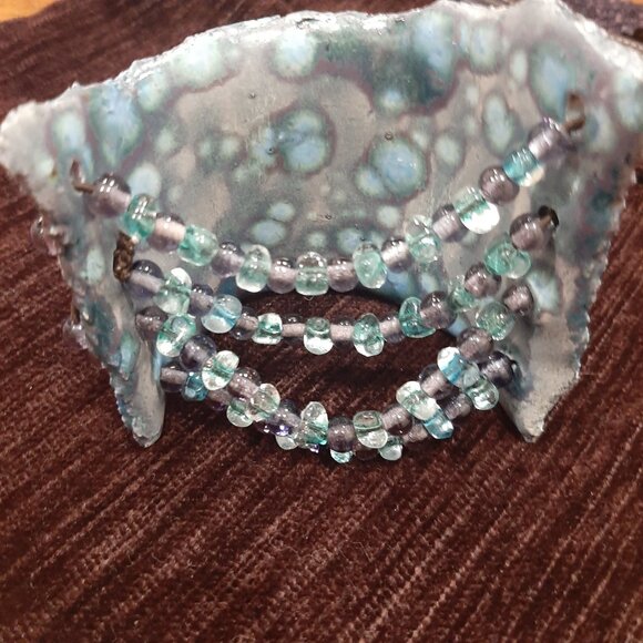 Stunning glass art cuff - Picture 10 of 11